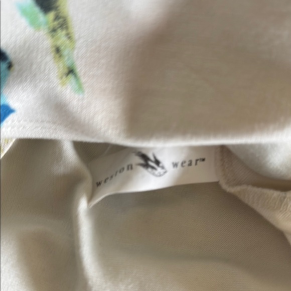 Floral Sleeveless Weston Wear top. Size small - Picture 6 of 7